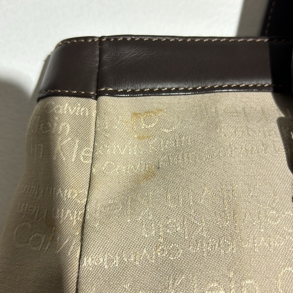 Calvin Klein tote - Picture 3 of 9